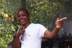 OLYMPUS DIGITAL CAMERA